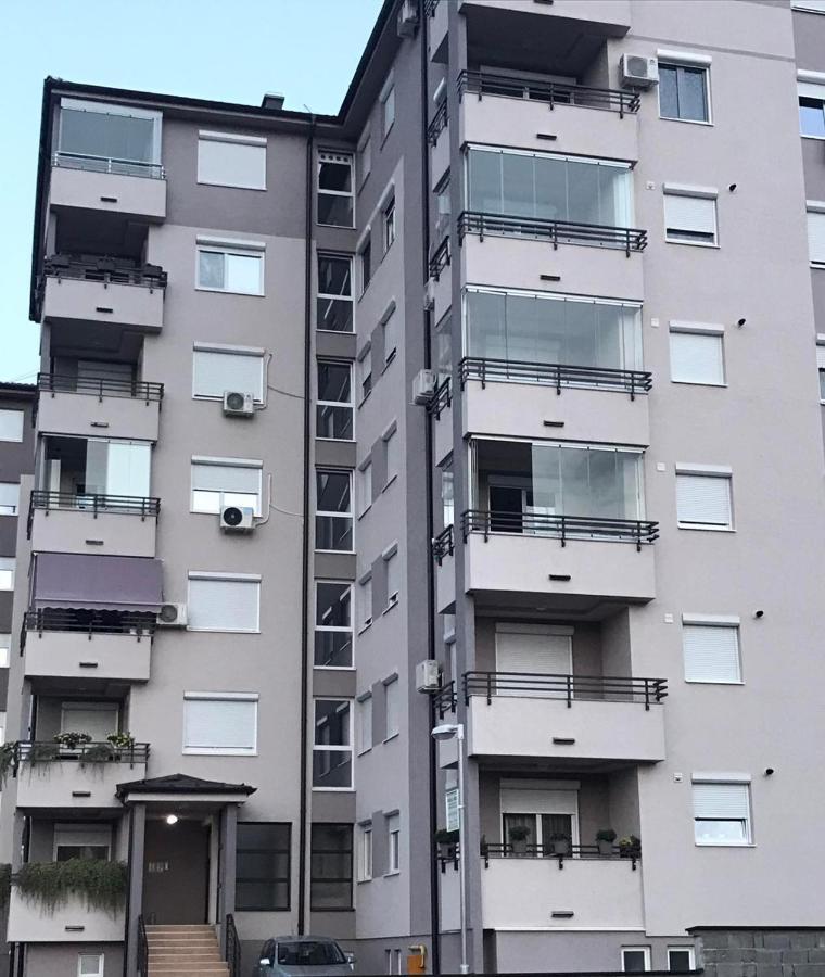 River Apartment Paraćin Exterior foto